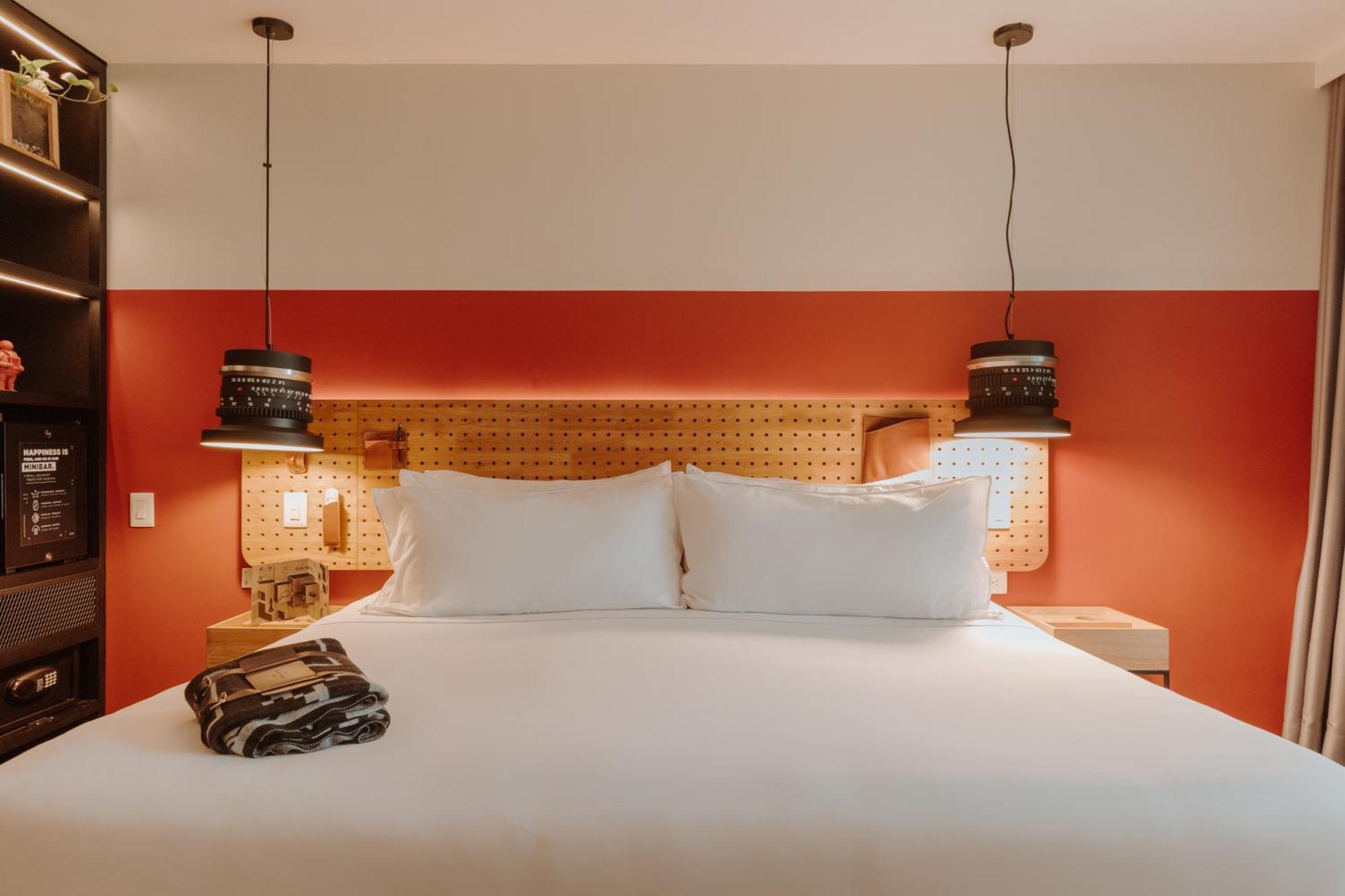 The Click Clack Hotel Medellín Exterior foto A room at the Hotel