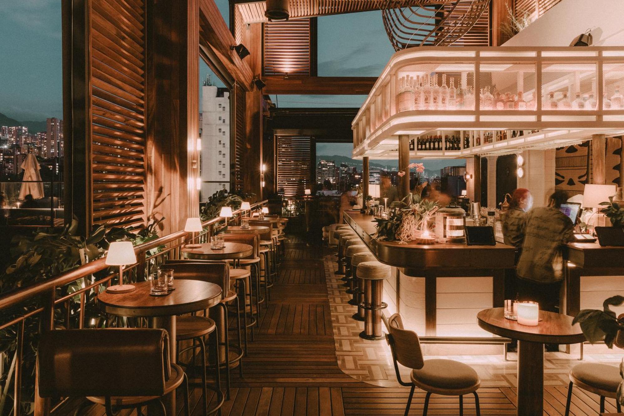 The Click Clack Hotel Medellín Exterior foto The Bar at the Edition