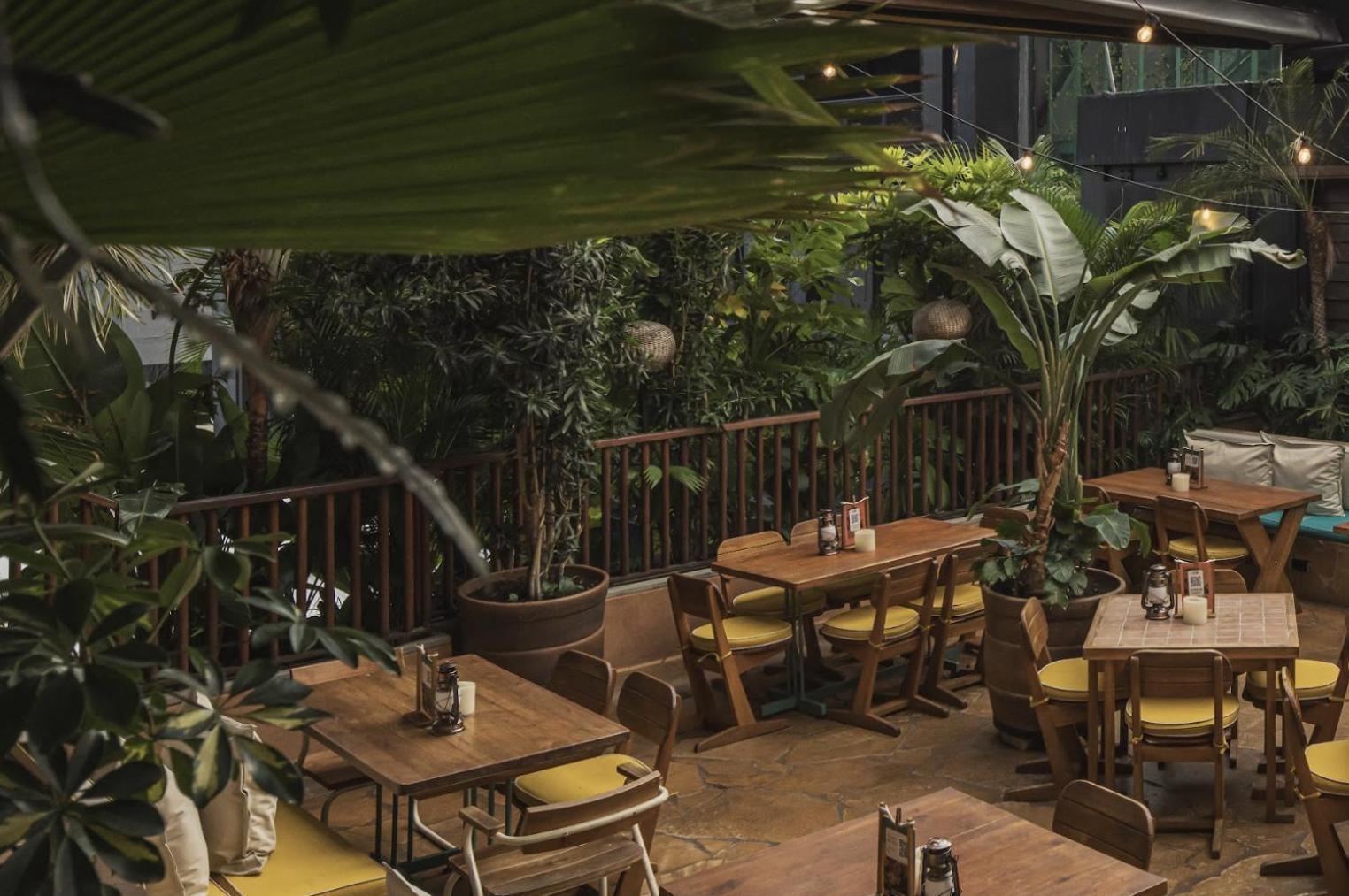 The Click Clack Hotel Medellín Exterior foto The interior of the restaurant
